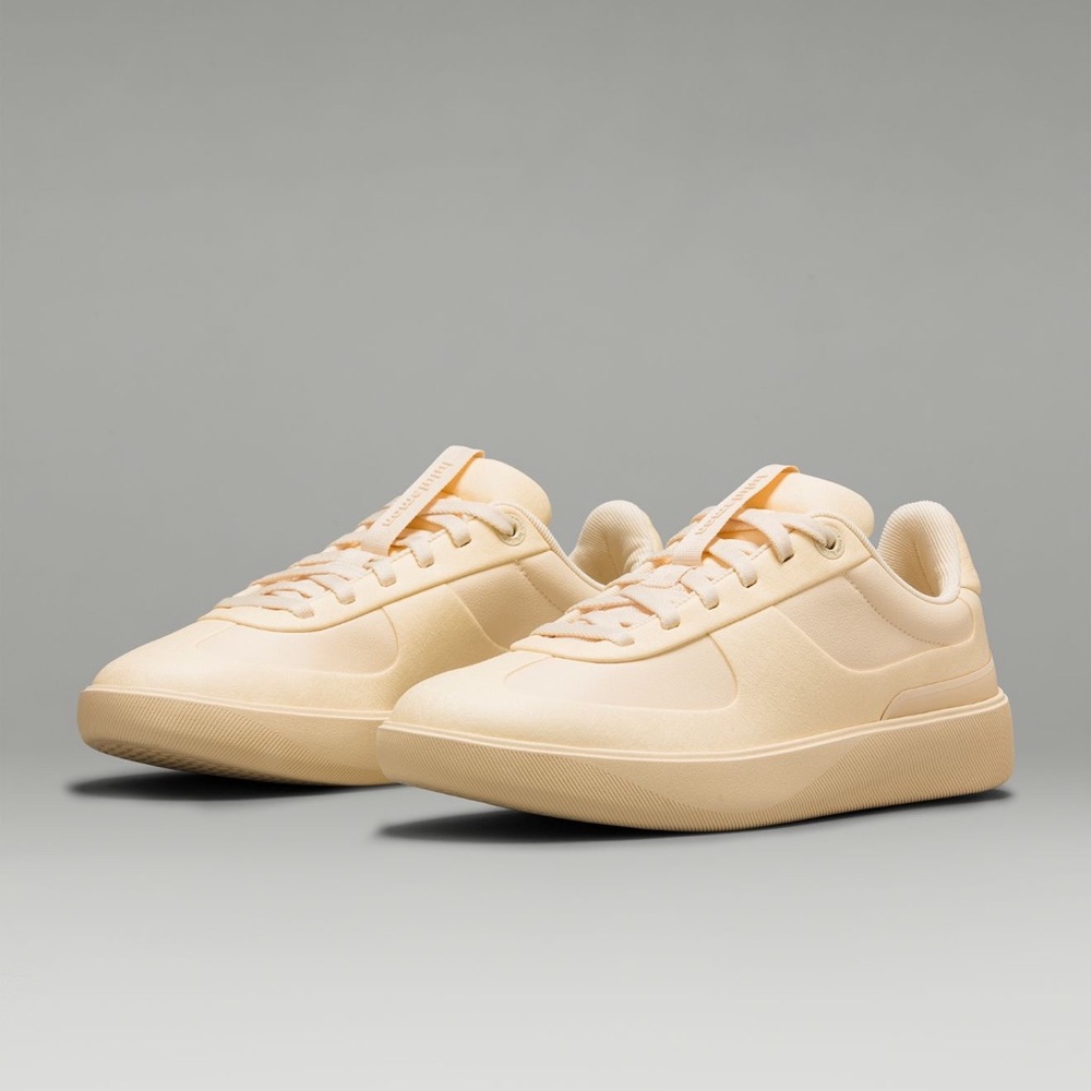 Lululemon Women's Cityverse Sneaker Size 9 Lemon Chiffon Light Yellow New In Box